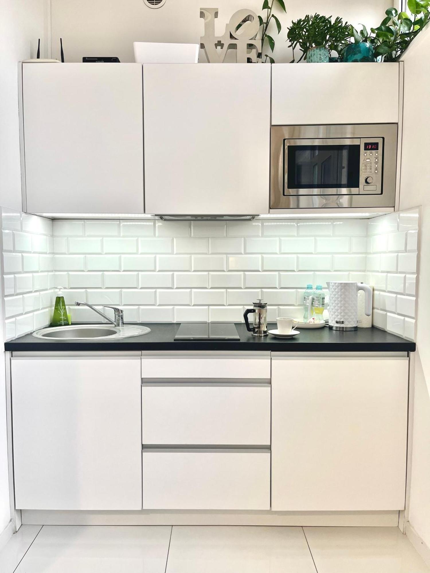Apartament I Love Piotrkowska Z Wielkim Lustrem, Balkonem I Klimatyzacja Łódź Exteriör bild
