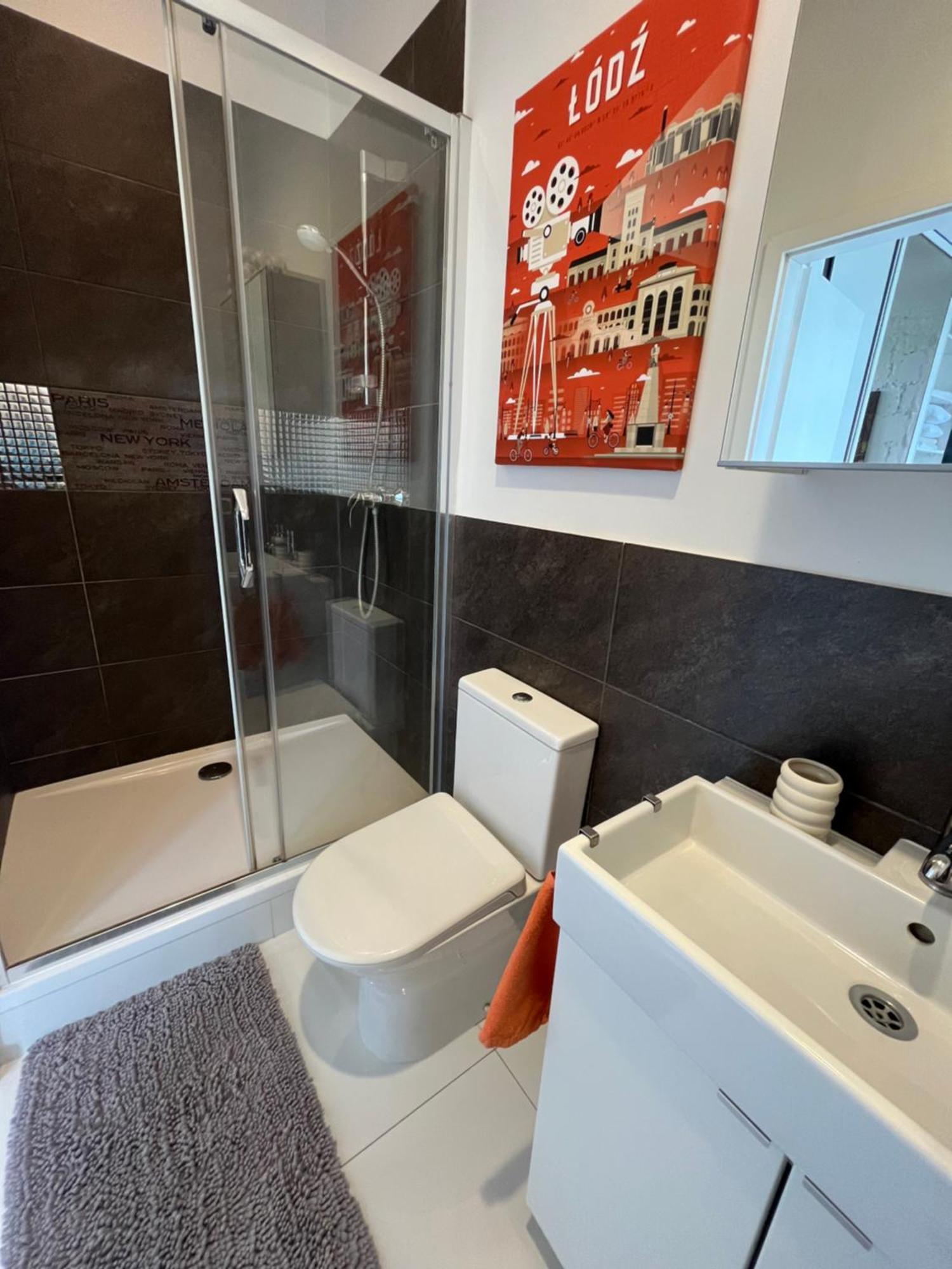 Apartament I Love Piotrkowska Z Wielkim Lustrem, Balkonem I Klimatyzacja Łódź Exteriör bild